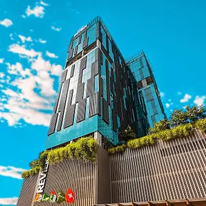 https://revier-hotel-and-suites.sharjah-hotels.com